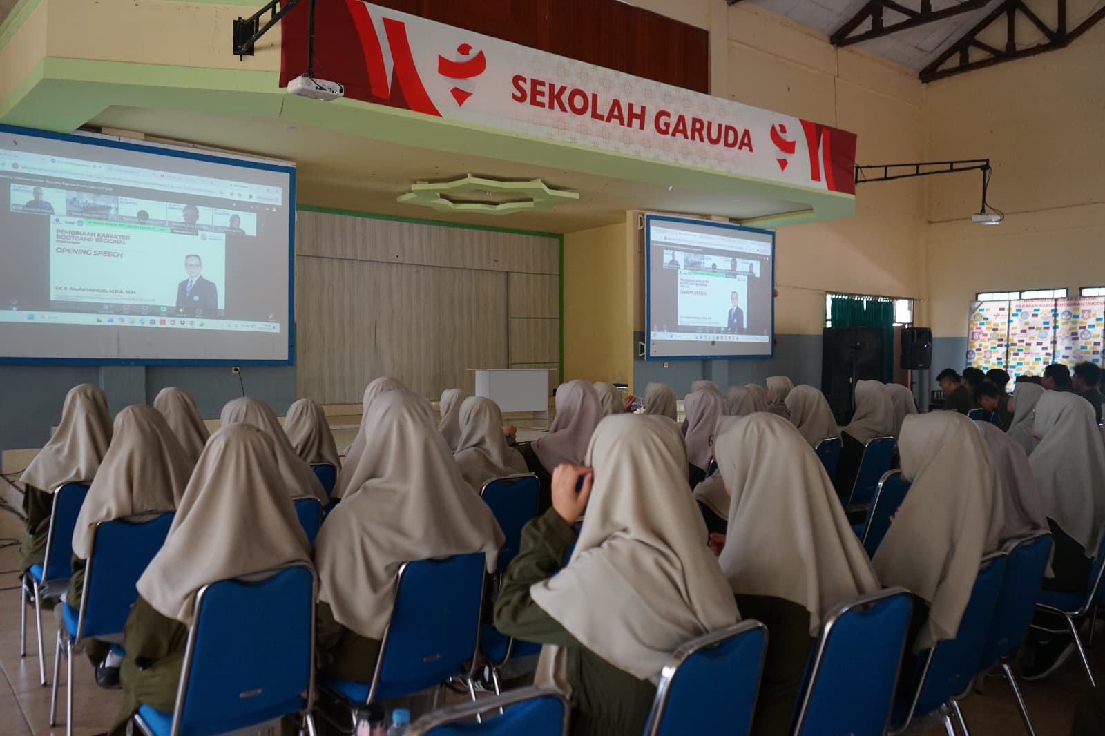 Murid MAN IC Gorontalo Ikuti Kick Off Pembinaan Karakter SMA Unggul Garuda Transformasi 2026