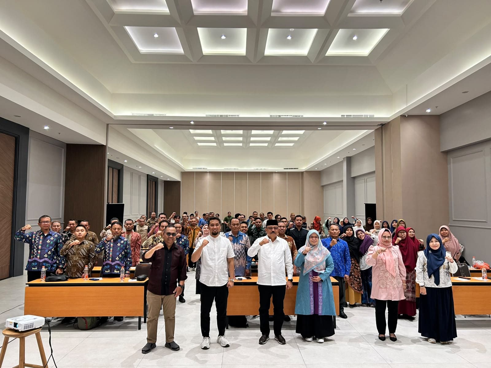 MAN IC Gorontalo Gelar Rapat Berkala Tahun Anggaran 2026, Kakan Kemenag Bone Bolango Apresiasi Capaian Madrasah