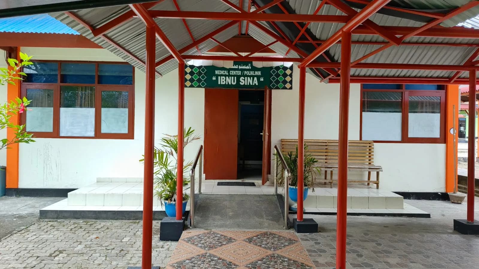 Gedung Poliklinik