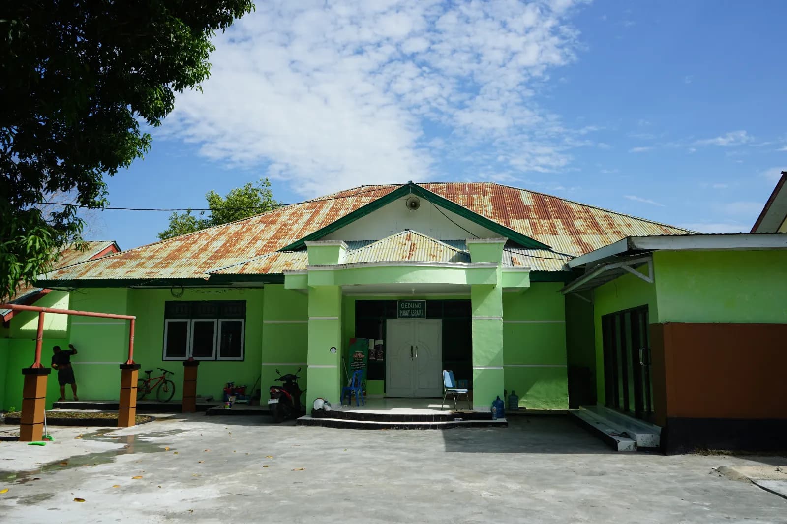 Gedung Pusat Asrama