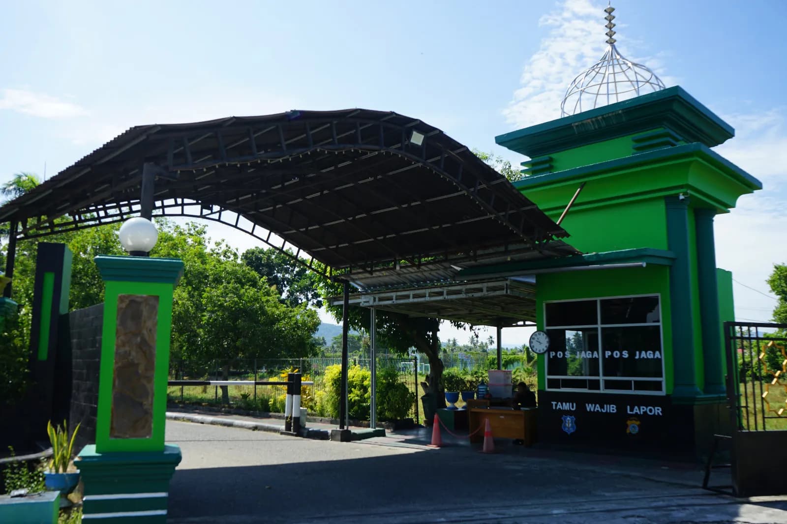 Gerbang Madrasah
