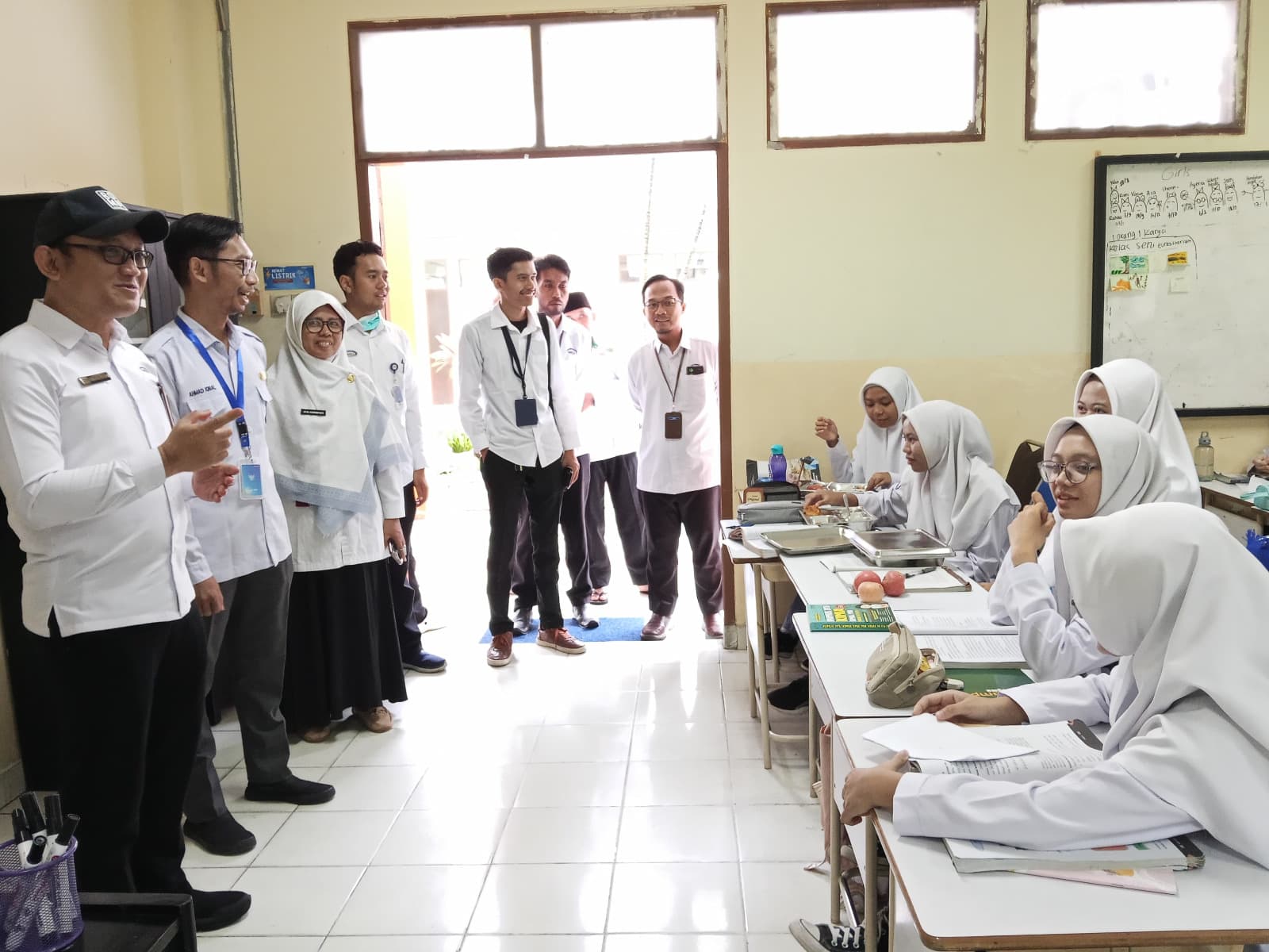 MAN IC Gorontalo Terima Kunjungan Tim BPKP Provinsi Gorontalo dalam Monitoring dan Evaluasi Program MBG