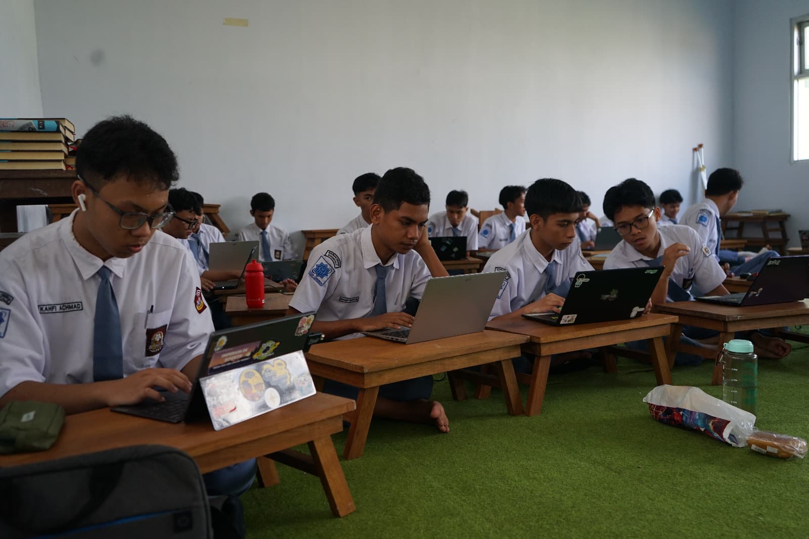 Siswa SUGT MAN IC Gorontalo Ikuti IELTS Prediction Test untuk Penguatan English Proficiency