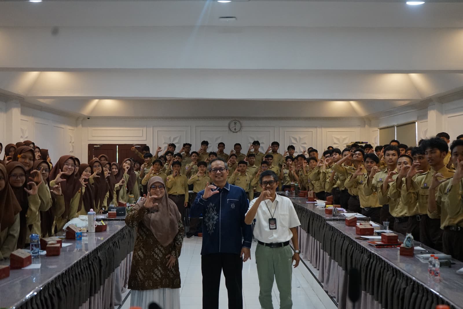 Bootcamp SUGT MAN ICG Perkuat Kreativitas, Grit, Disiplin, dan Kemandirian Peserta Didik
